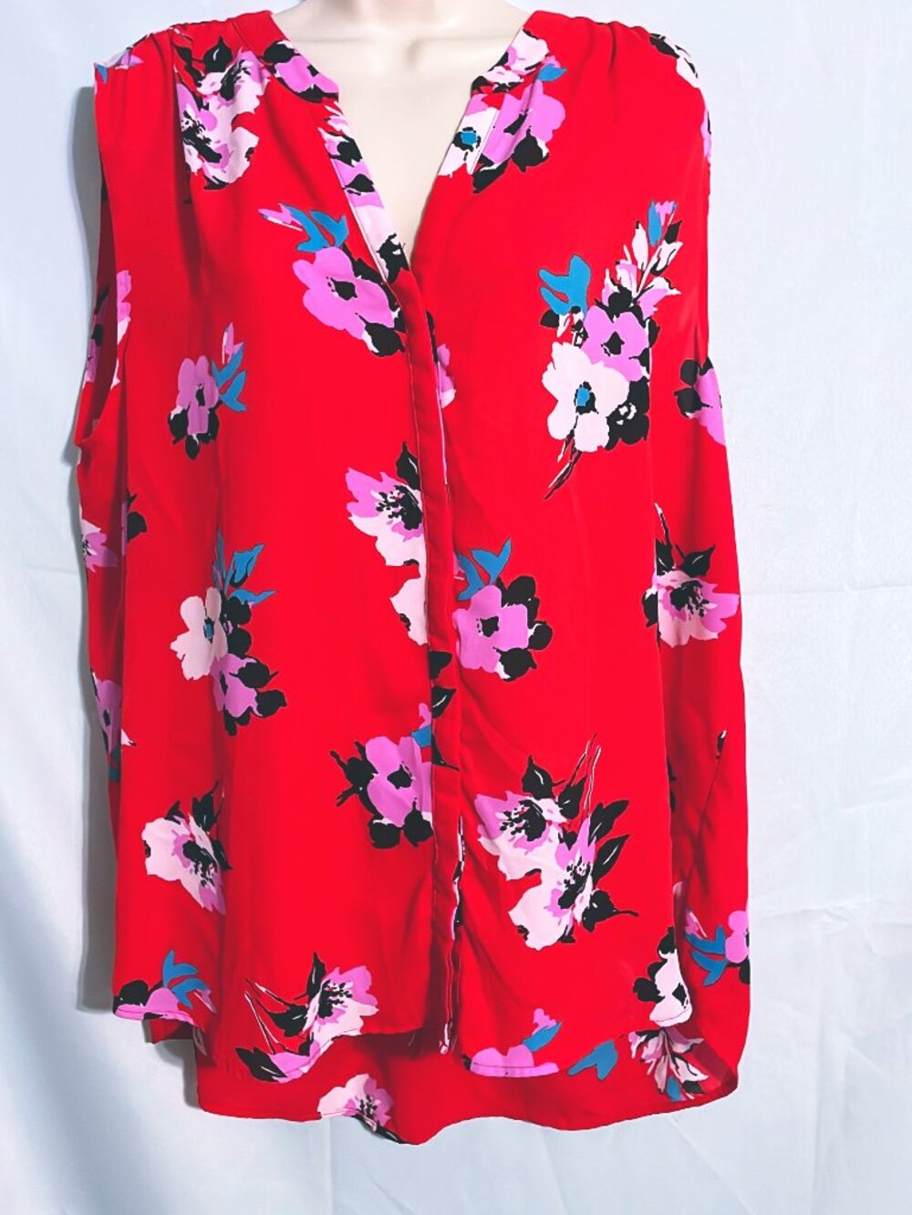 Chelsea & Theodore Red Sleeveless Floral Button Up Top Size XXL